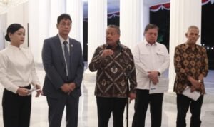 Gubernur BI Beberkan Tujuh Kiat Penguatan Rupiah saat Bertemu Prabowo