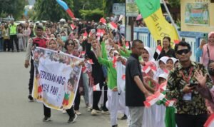 Kala Prabowo Pidato di Hadapan Petani-Nelayan Gorontalo, Spanduk Dukung MBG Membentang
