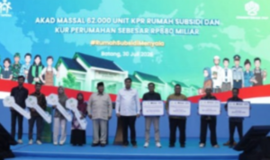 Prabowo Saksikan Akad Massal KPR FLPP untuk 62.710 Penerima, dari Guru SD hingga Pengemudi Ojol